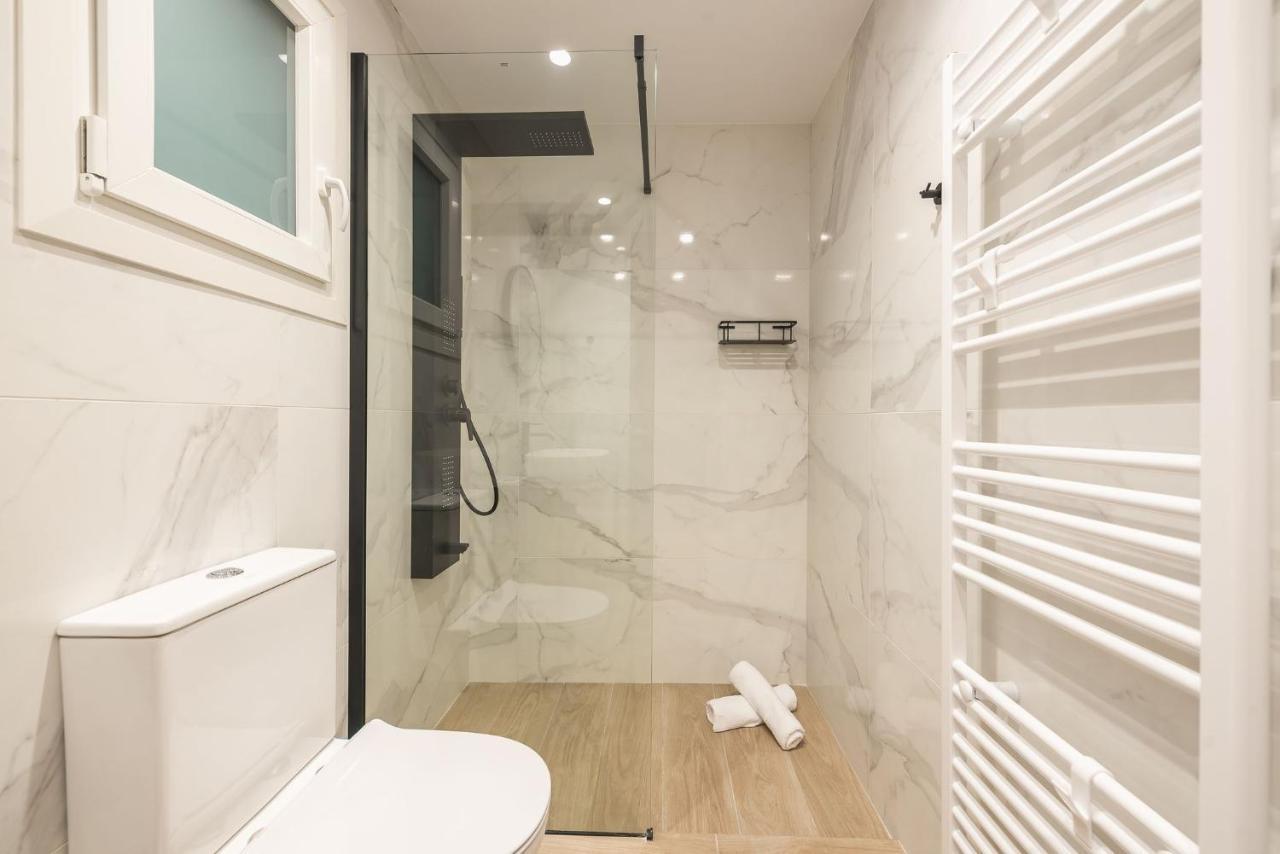 Beautiful & Renovated Aprtm In Piraeus Apartman Kültér fotó