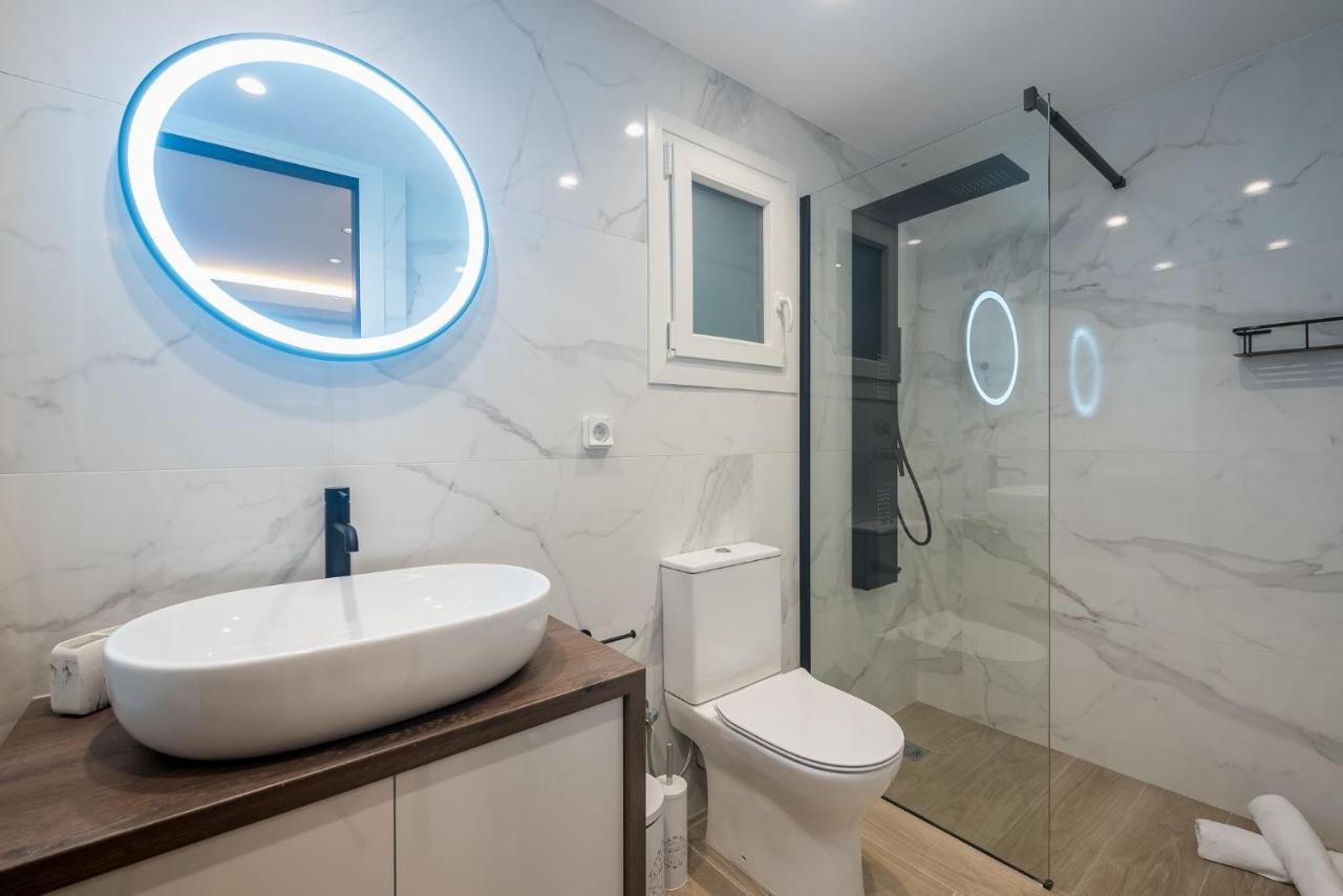 Beautiful & Renovated Aprtm In Piraeus Apartman Kültér fotó